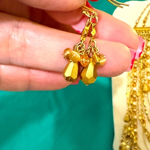 Vintage Avon, Luxurious Golden, Multistrand, Necklace & Earrings Set NIB - Picture 6 of 9